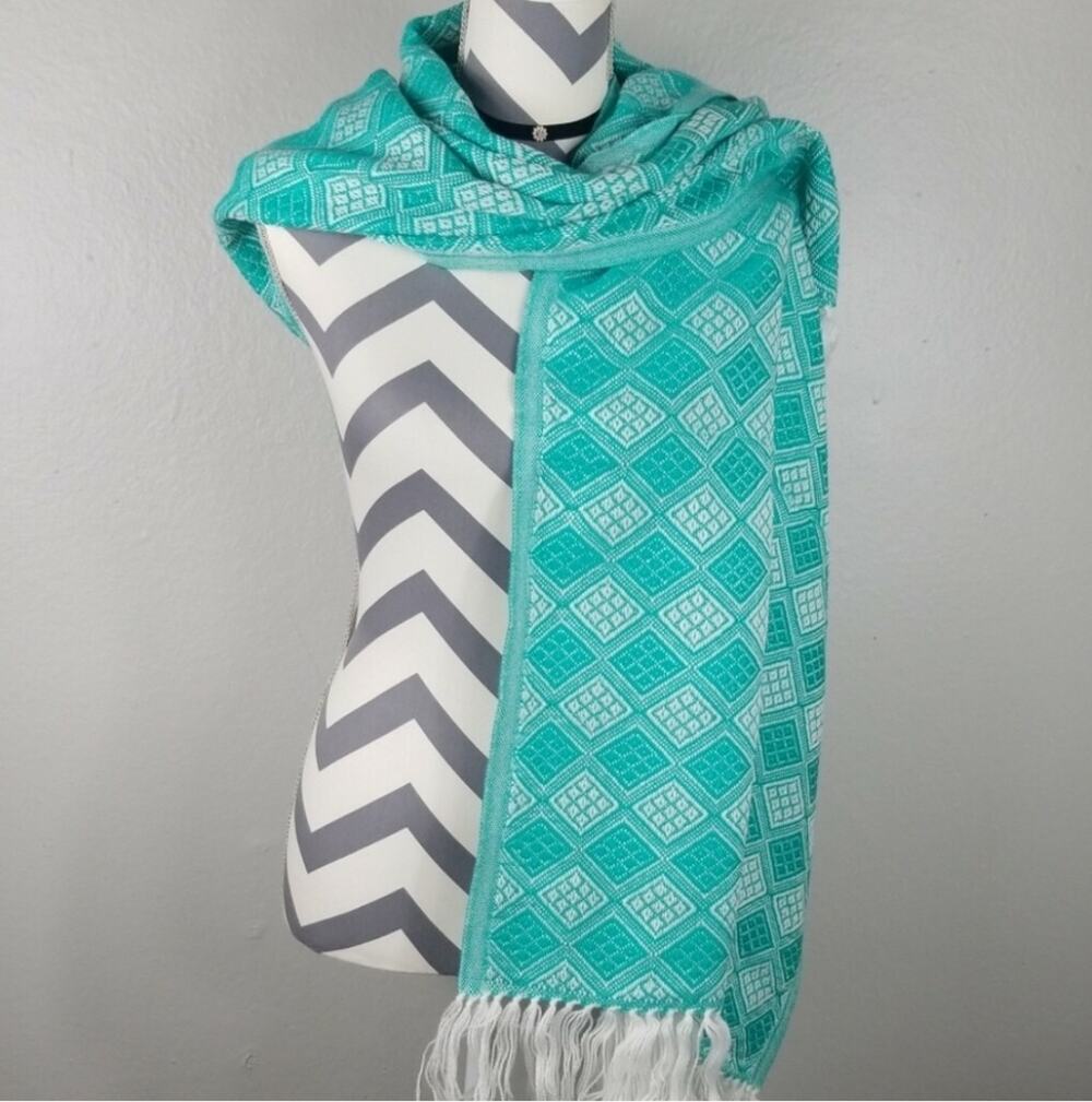 Tribal Ethnic turquoise white Alpaca Blend Scarf Shawl knit Handmade From Peru